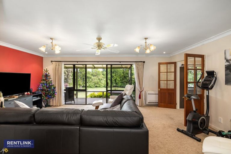 Photo of property in 35 Links View Drive, Omokoroa, 3114