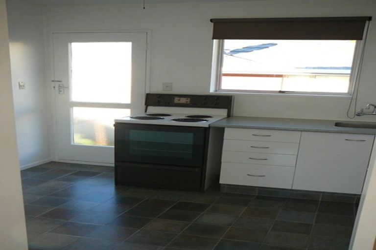 Photo of property in 4/14 Burdale Street, Riccarton, Christchurch, 8011