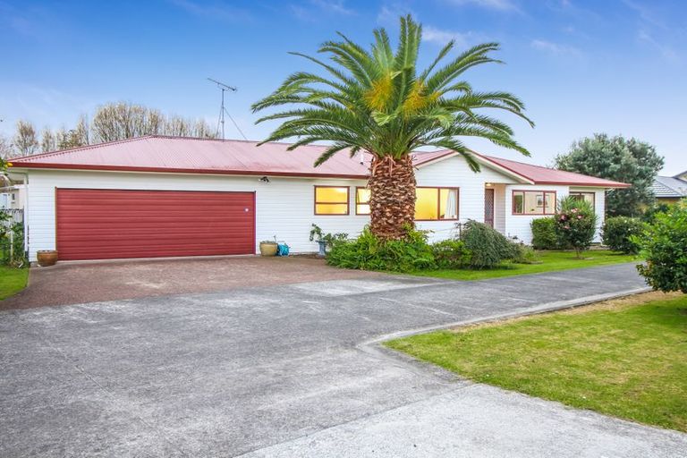 Photo of property in 41a Springs Road, Parakai, 0830