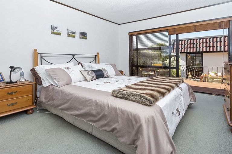 Photo of property in 65 John Gill Road, Shelly Park, Auckland, 2014