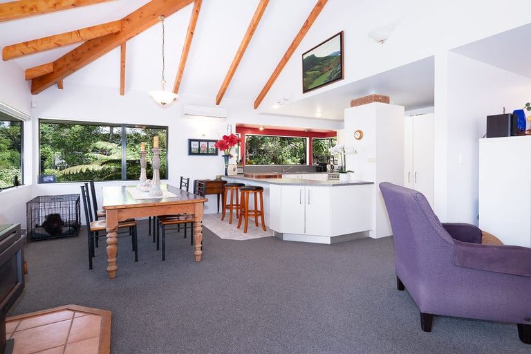 Photo of property in 84 School Road, Paihia, 0200