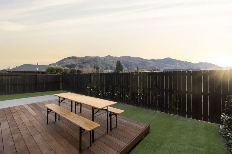 Photo of property in 19 Burbank Road, Wanaka, 9382