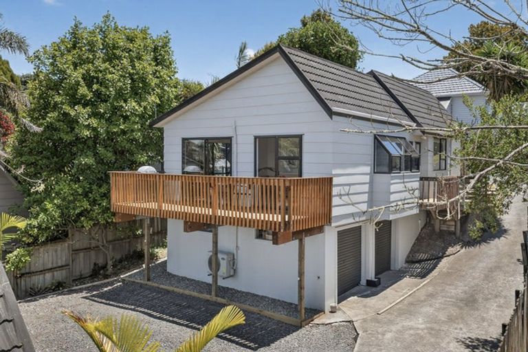 Photo of property in 2/31 Verran Road, Birkenhead, Auckland, 0626