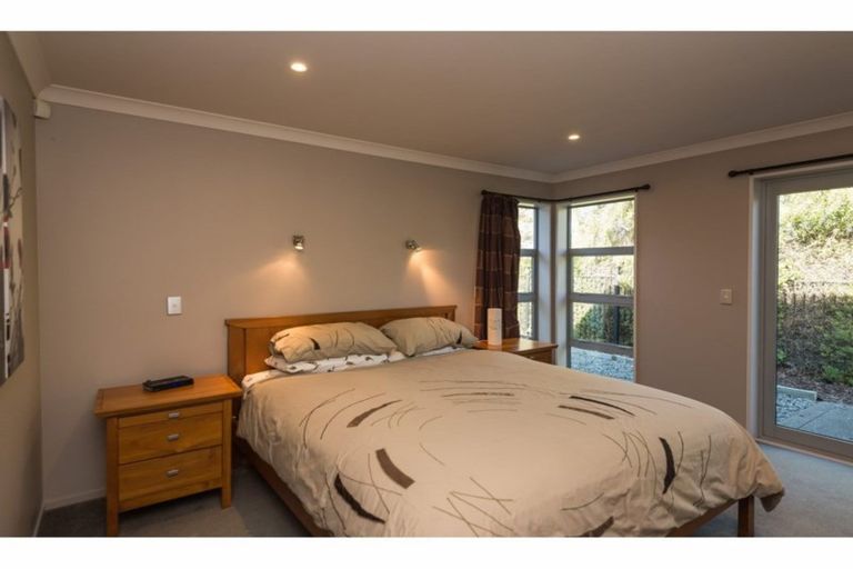 Photo of property in 28 Ruahine Place, Parklands, Christchurch, 8083