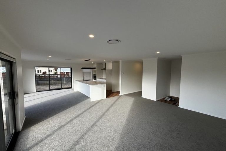 Photo of property in 12 Wilton Street, Westown, New Plymouth, 4310