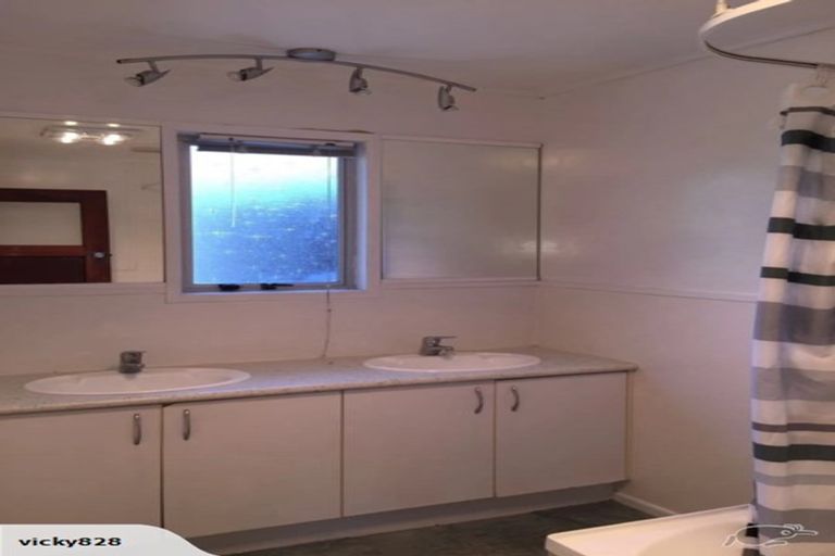 Photo of property in 86 Fourth Avenue, Woodhill, Whangarei, 0110