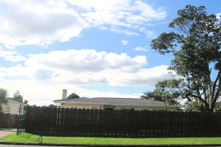 Photo of property in 7 Jennifer Place, Papatoetoe, Auckland, 2025