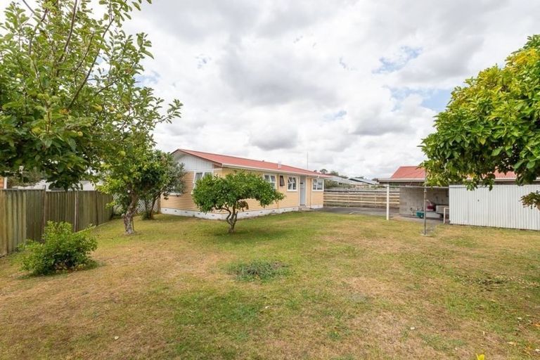 Photo of property in 39 Yvonne Street, Melville, Hamilton, 3206