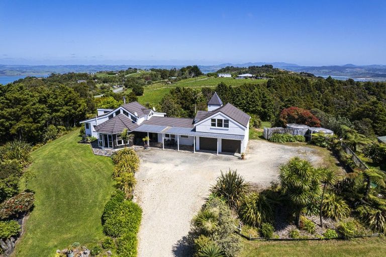 Photo of property in 96 Franklin Road, Parua Bay, 0192