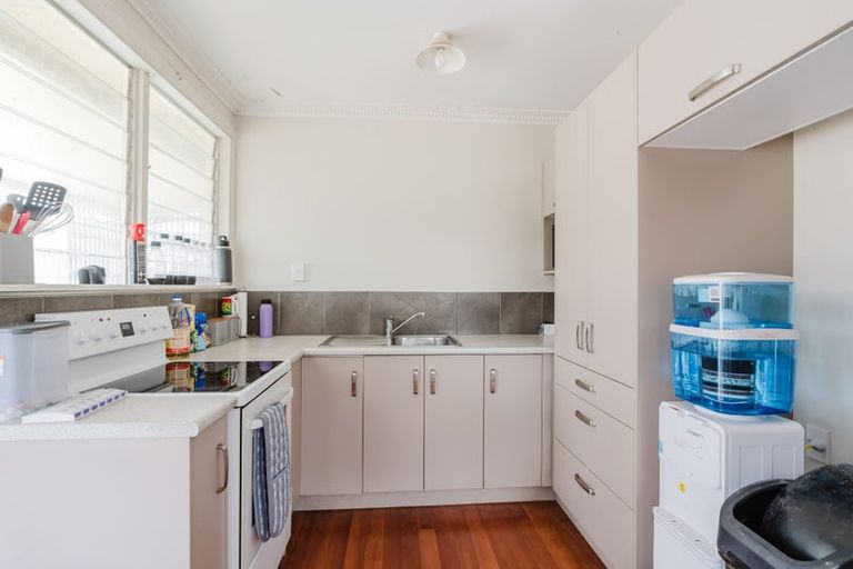 Photo of property in 9 Grandview Road, Nawton, Hamilton, 3200