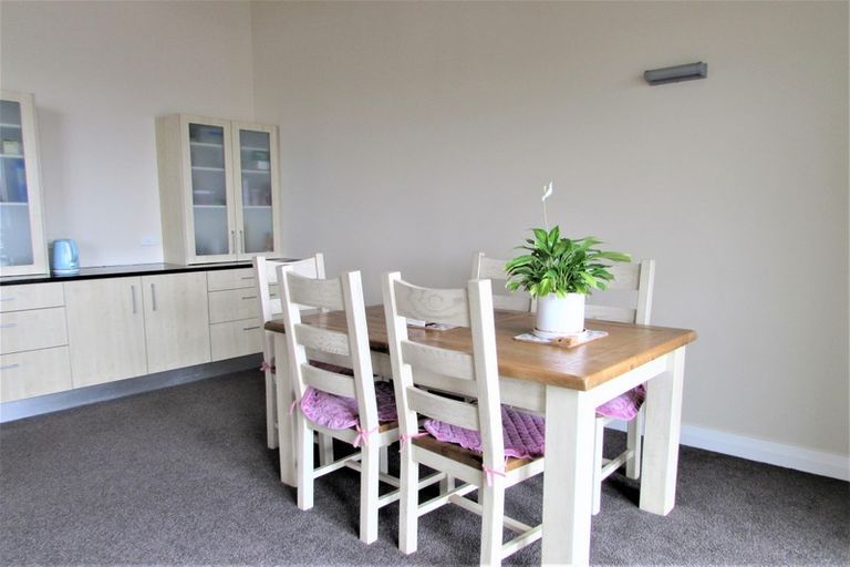 Photo of property in 20 Cameron Street, Kaiwharawhara, Wellington, 6035