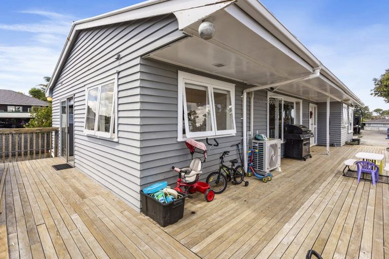 Photo of property in 39a Baird Street, Howick, Auckland, 2014