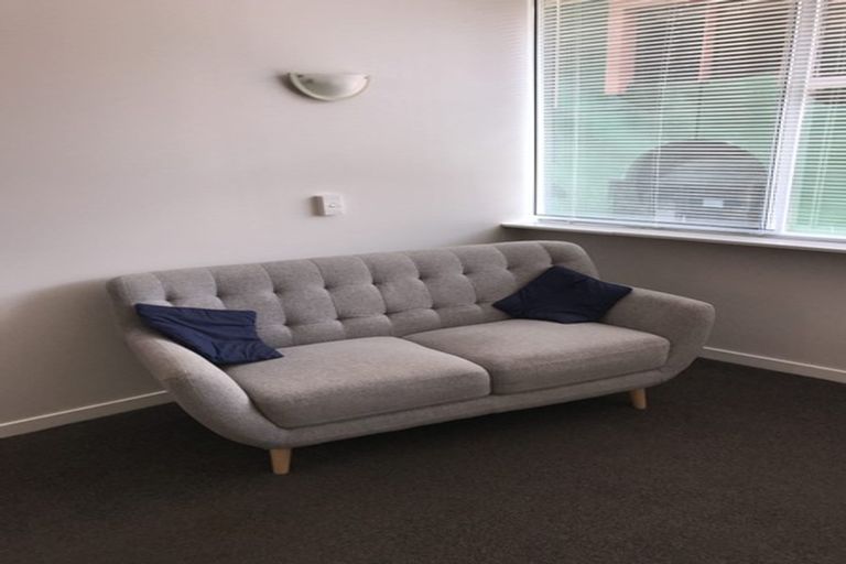 Photo of property in Terrace Tower Apartments, 1d/126 The Terrace, Wellington Central, Wellington, 6011