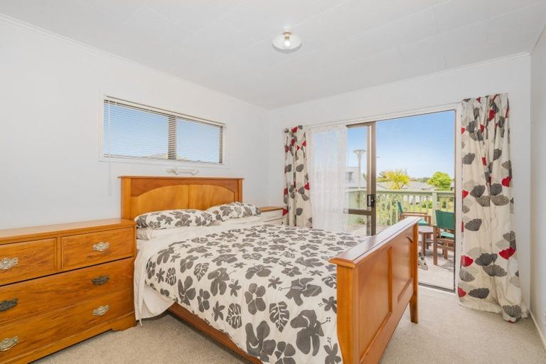 Photo of property in 1 Norfolk Place, Tairua, 3508