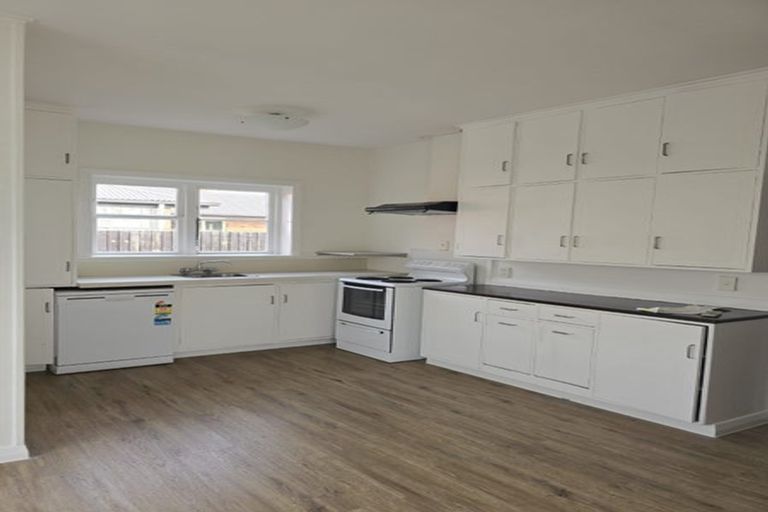 Photo of property in 125 Elizabeth Street, Riccarton, Christchurch, 8041