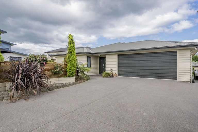 Photo of property in 27 Ludlam Way, Otaki, 5512