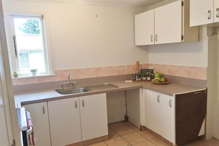 Photo of property in 1a Rodney Street, Durie Hill, Whanganui, 4500