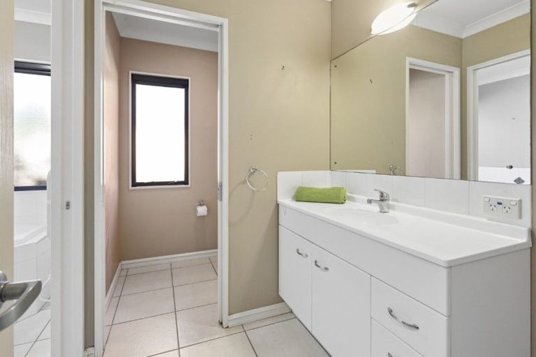 Photo of property in 44 Santa Barbara Drive, Papamoa Beach, Papamoa, 3118