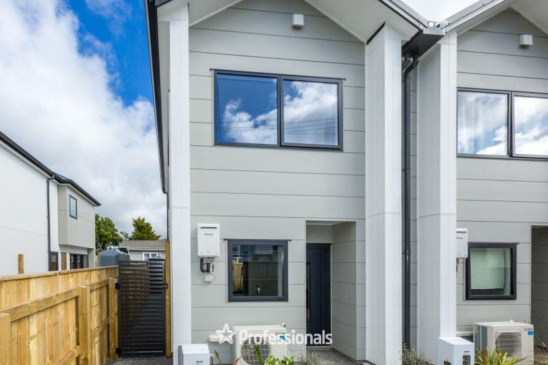 Photo of property in 3/104 Martin Street, Wallaceville, Upper Hutt, 5018
