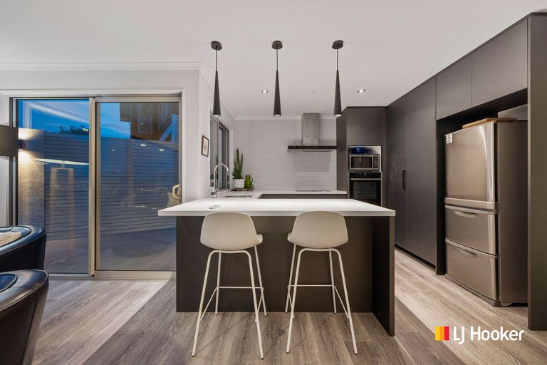 Photo of property in 63 Cliffs Road, Saint Clair, Dunedin, 9012