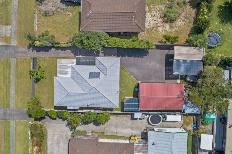 Photo of property in 48 Beach Road, Te Atatu Peninsula, Auckland, 0610