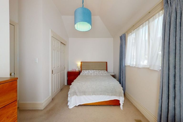 Photo of property in 12b Hobson Street, Thorndon, Wellington, 6011