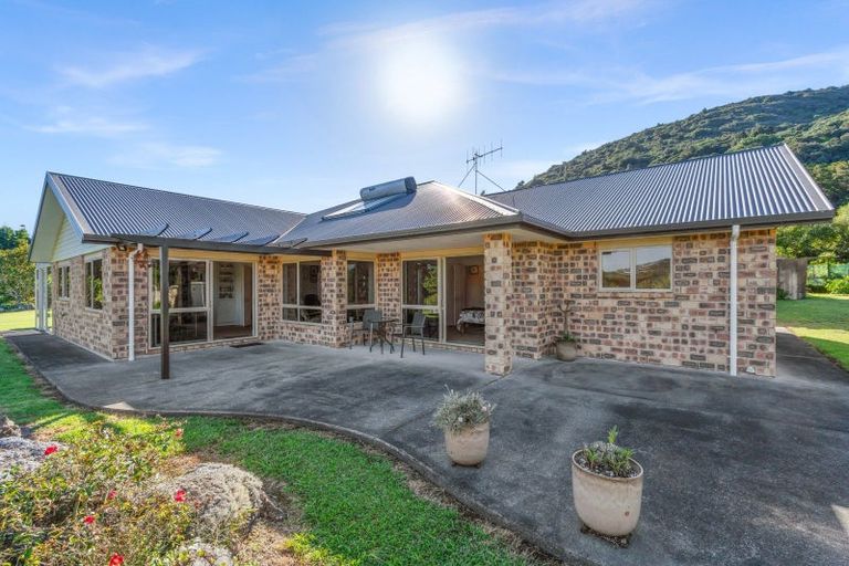 Photo of property in 35 Snooks Road, Maungatapere, Whangarei, 0179