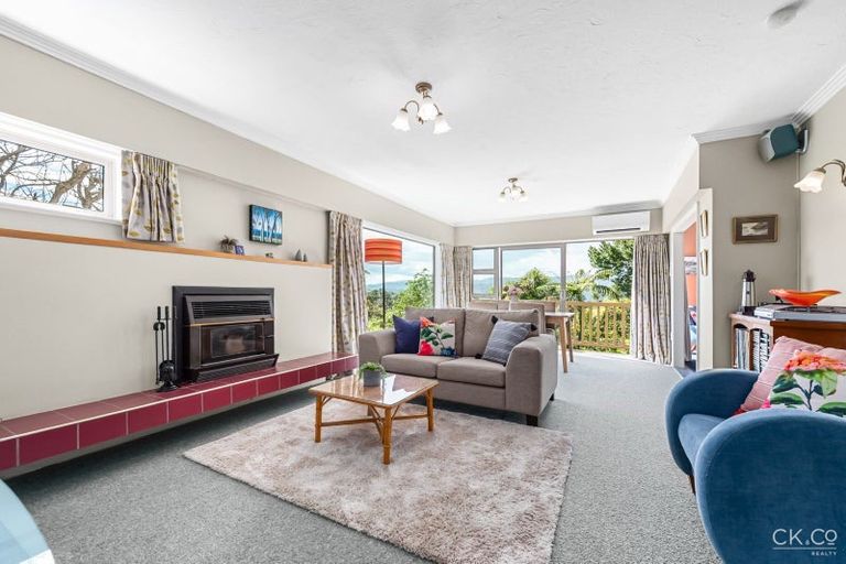 Photo of property in 121 Park Road, Belmont, Lower Hutt, 5010