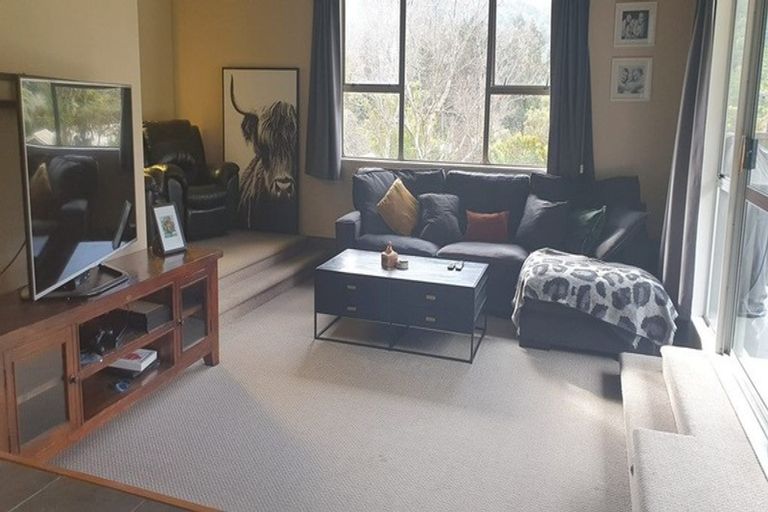 Photo of property in 210a Plateau Road, Te Marua, Upper Hutt, 5018