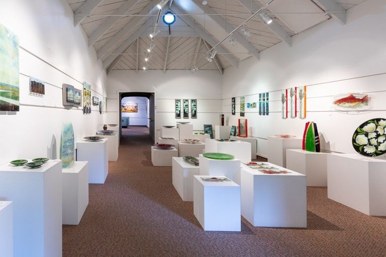 Photo of property in 1863 Takaka-collingwood Highway, Milnthorpe, Collingwood, 7182