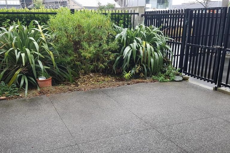 Photo of property in 5/180 Peterborough Street, Christchurch Central, Christchurch, 8013