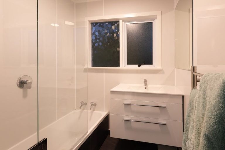 Photo of property in 2 Florance Avenue, Russell, 0202