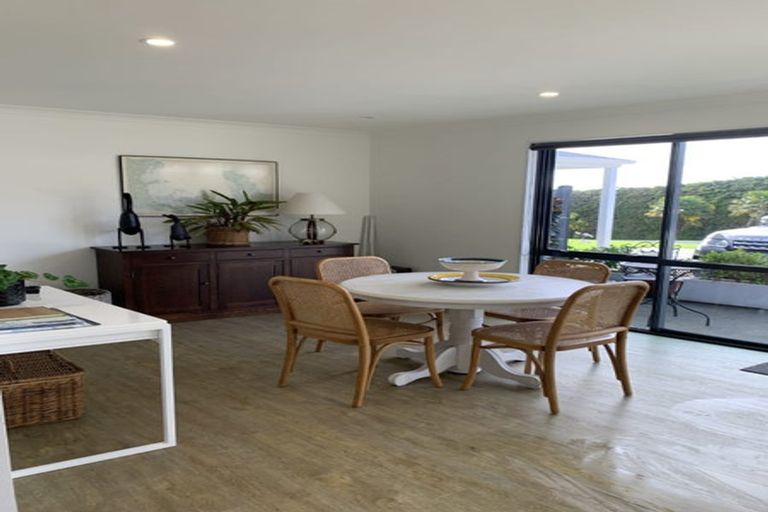 Photo of property in 43 Anderson Road, Matakana, Warkworth, 0985