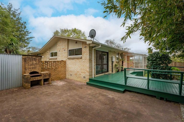 Photo of property in 28 Barrie Crescent, Silverdale, Hamilton, 3216