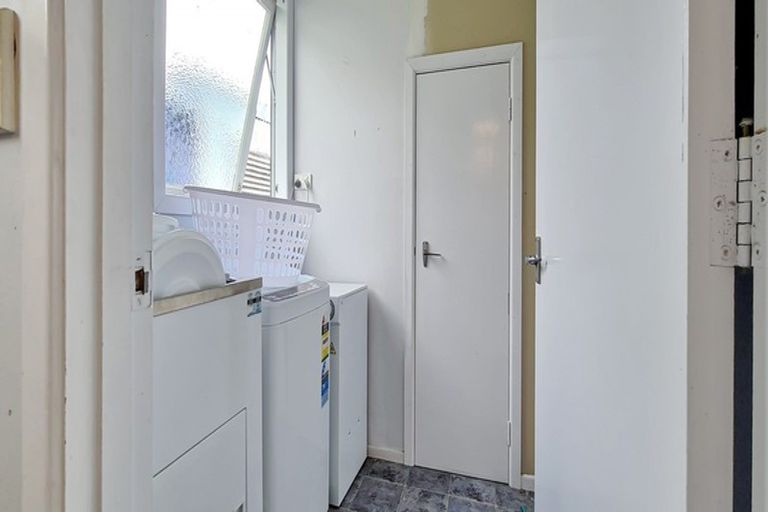 Photo of property in 22 Criterion Street, Bulls, 4818