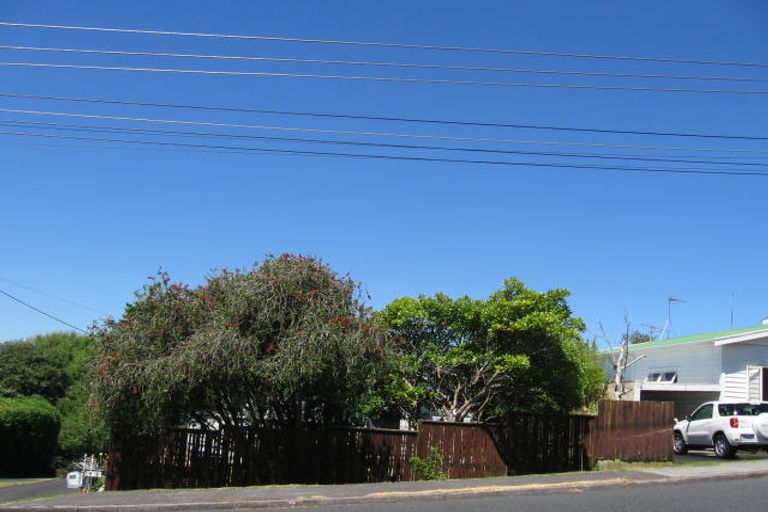 Photo of property in 2/34 Wolsley Avenue, Milford, Auckland, 0620