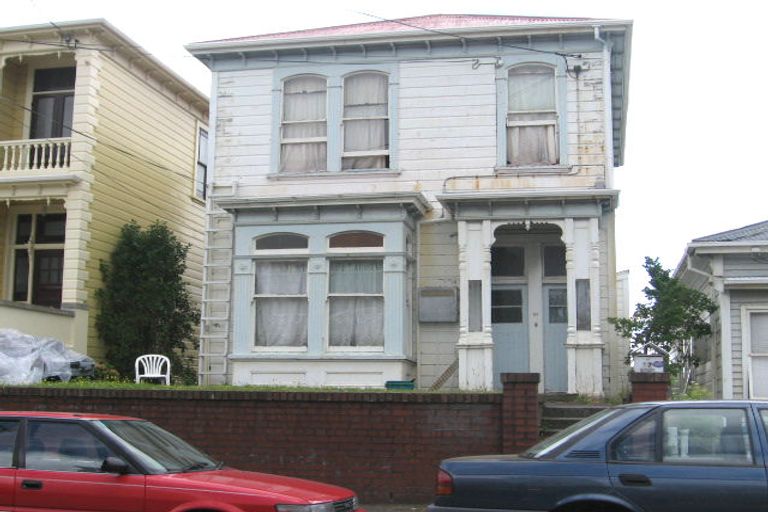Photo of property in 57 Pirie Street, Mount Victoria, Wellington, 6011