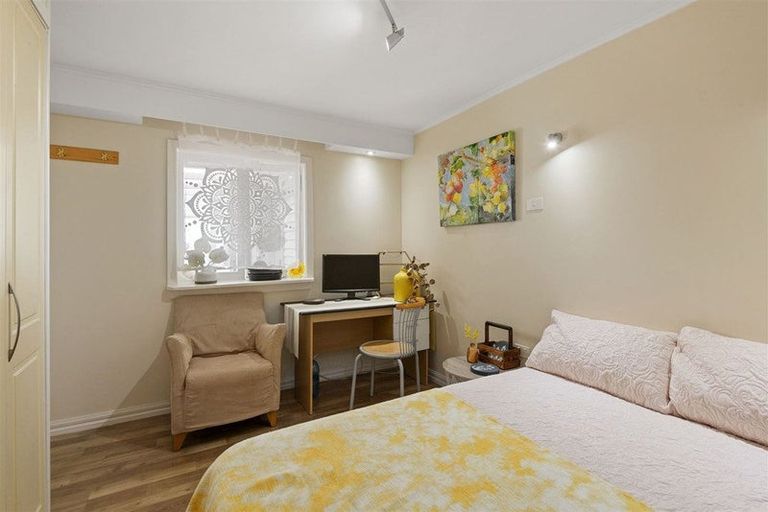 Photo of property in 1/167 Springfield Road, St Albans, Christchurch, 8014