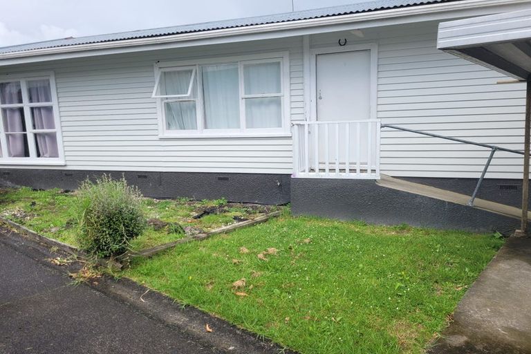 Photo of property in 97 Mcleod Road, Te Atatu South, Auckland, 0610