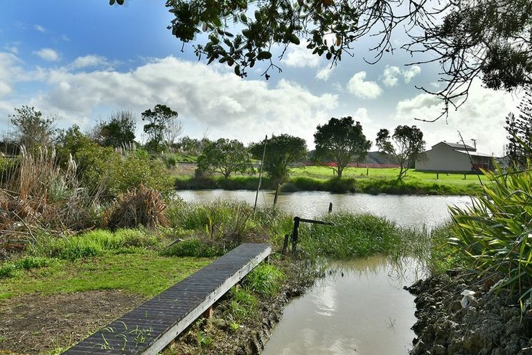 Photo of property in 11 Green Lane, Helensville, 0800