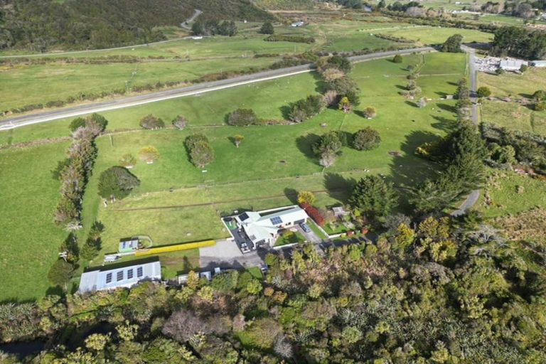 Photo of property in 27 Cooper Road, Gladstone, Greymouth, 7805
