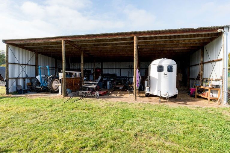 Photo of property in 522 Allanton Road, Outram, 9073