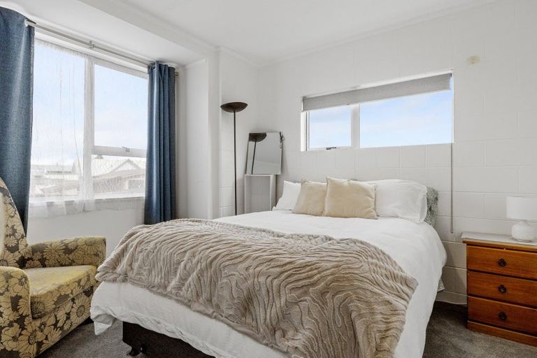 Photo of property in 2/86 Hinemoa Avenue, Taupo, 3330