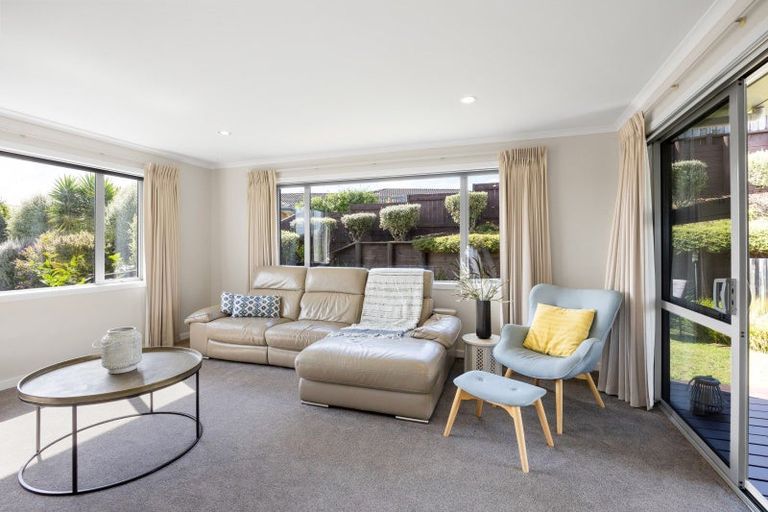 Photo of property in 9 Westview Place, Western Heights, Hamilton, 3200