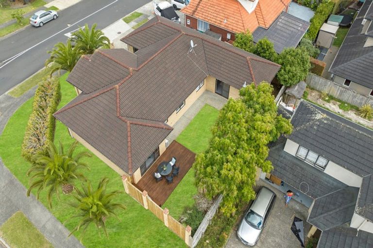 Photo of property in 13 Malahide Drive, Flat Bush, Auckland, 2019