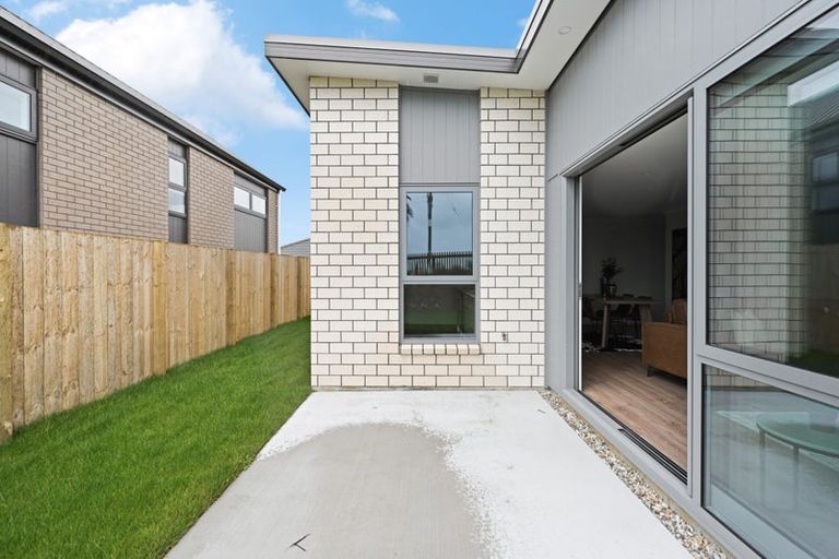 Photo of property in 62 Scenic Rise, Rototuna North, 3281