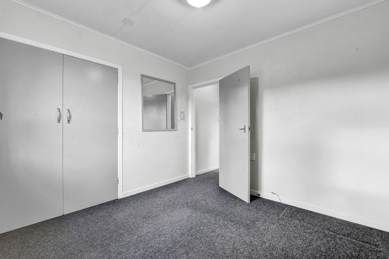 Photo of property in 23d Oranga Street, Marfell, New Plymouth, 4310