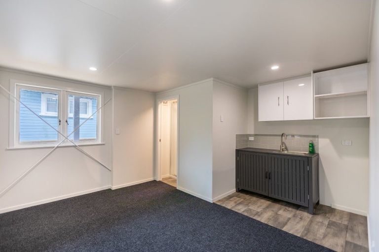 Photo of property in 157 Shakespeare Road, Bluff Hill, Napier, 4110