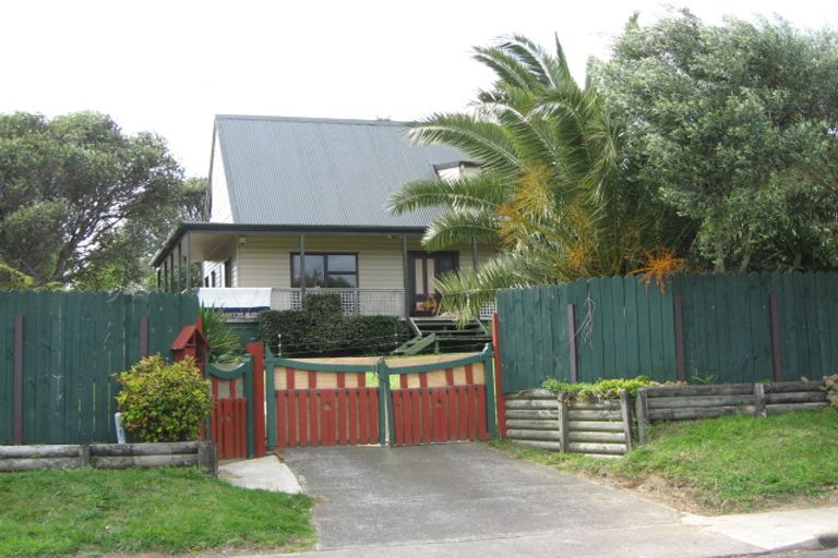 Photo of property in 3 Township Road, Waitakere, Auckland, 0816
