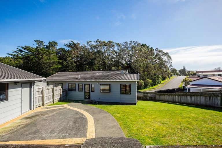 Photo of property in 27 Rose Street, Ranui, Porirua, 5024